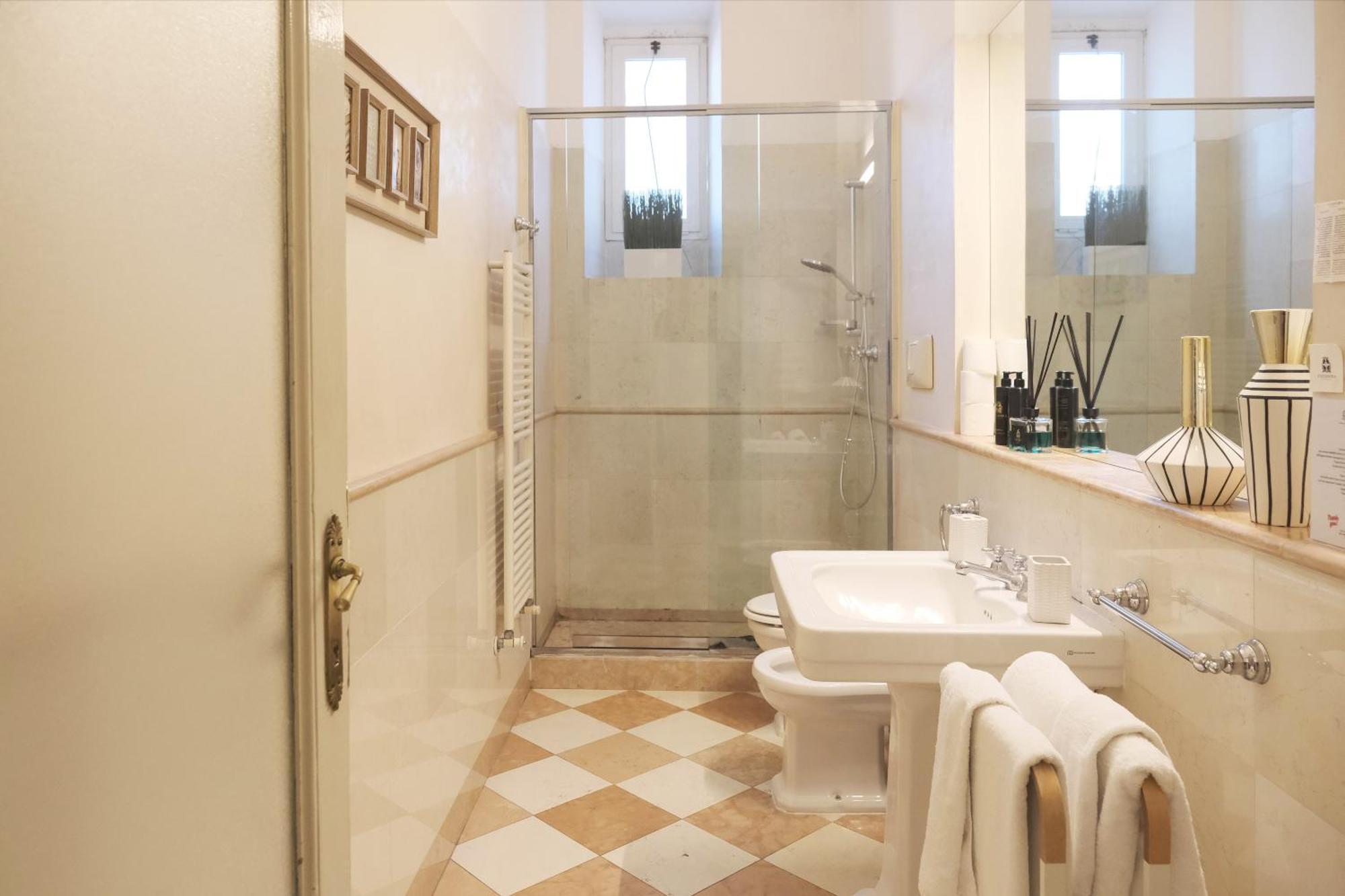 Comecasa 2 Bedrooms Apartment In Via Curtatone Milano Eksteriør billede